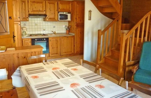 Saint-Martin-de-Belleville Ski Chalet | Chalet, wifi, 50m from resort center, balcony, fireplace or stove, parking, tv, ski locker, 90m²