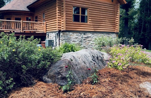 Fiddler Lake Resort Ski Chalet | Chal'Heureux, private SPA Billiards, Int. Ext. pool - High-speed Internet