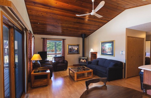 Jasper East Ski Chalet | Chalet #134 - Pet Friendly Two Bedroom