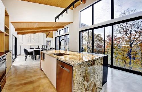 Stoneham Ski Chalet | Chalet 35