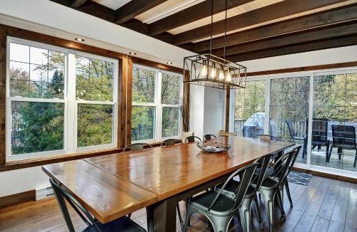 Stoneham Ski Chalet | Chalet 9029 Chemin des Alpages by Les Chalets Alpins