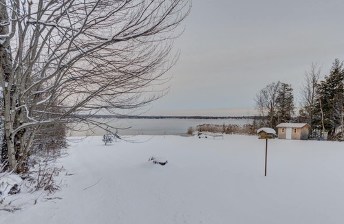Stratford House | Chalet au bord du lac Aylmer
