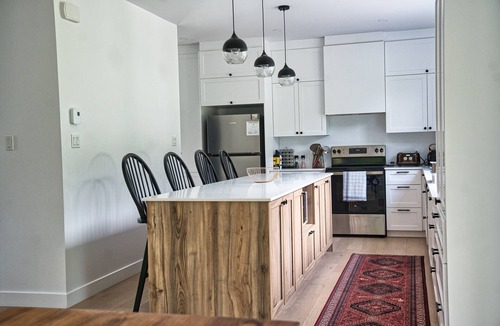 Entrelacs Ski Chalet | Chalet Bèlkay | 1h From Montreal | lake, hot tub, firepit, family-friendly