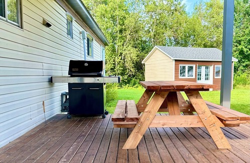 Beaulac-Garthby Ski Chalet | Chalet Bord de L'eau