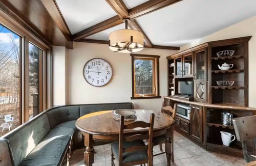 Sainte-Agathe-des-Monts House | Chalet 23+ people Private pool, spa and sauna