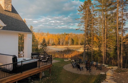 Chertsey Ski Chalet | Chalet Chardonnay - Spa | Wood fire places | Yellow Lake