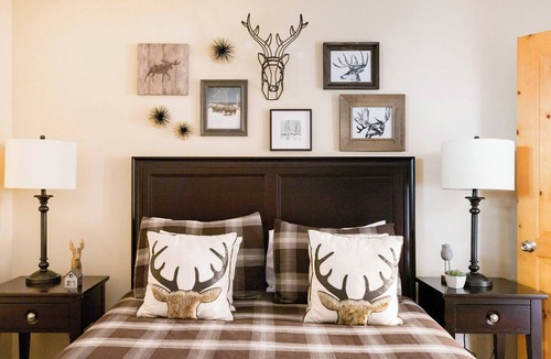 Labelle House | Chalet Cherokee Waterfront Chalet Near Mont-Tremblant
