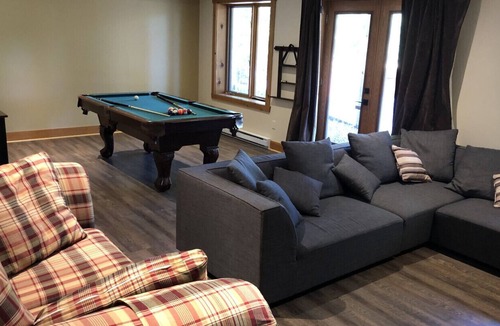 Labelle House | Chalet Chinook Tremblant - Lakefront log cottage with 5 bedrooms (Private Spa)