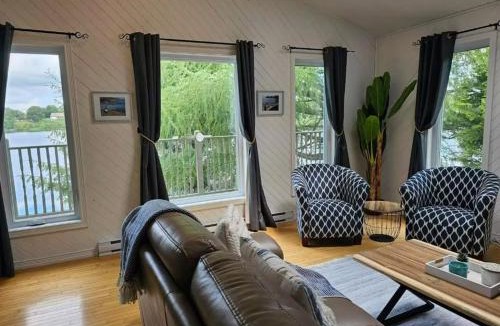 Saint-Andre-Avellin Ski Chalet | Chalet Cozy au Lac Bélisle