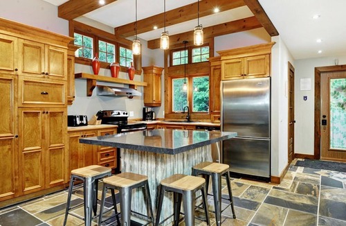 Stoneham House | Chalet de luxe acceptant les animaux à louer CITQ 240284