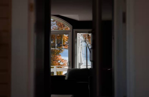 Entrelacs Ski Chalet | Chalet De l'Escapade hot tub Lakeview kayaks pool table babyfoot !