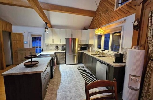 Lac-du-Cerf Ski Chalet | .Chalet de la Baie - du-Cerf