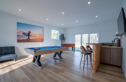 Le Haut-Saint-Francois Regional County Municipality Ski Chalet | Chalet des Oiseaux Bleus, Spa, Lac