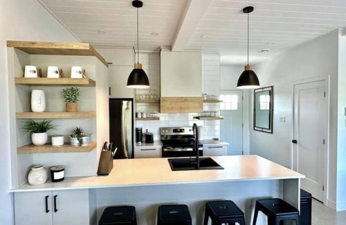 Saint-Anicet Ski Chalet | Chalet en Bordure du Canal le 236