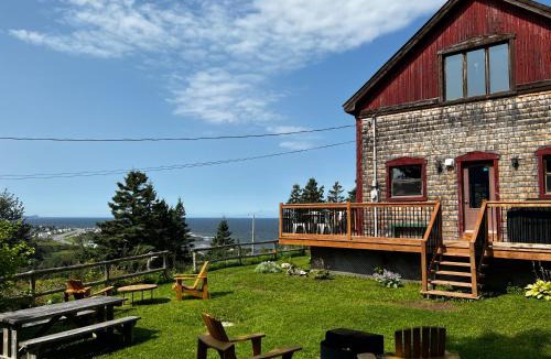Sainte-Anne-des-Monts Ski Chalet | Chalet Epicea