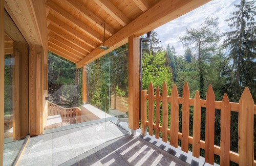 San Leonardo in Passiria Ski Chalet | Chalet 'Heidi und Peter' with Mountain View, Sauna, Jacuzzi, Garden & Wi-Fi