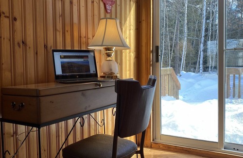 Mandeville Ski Chalet | Chalet l'Oasis with private beach