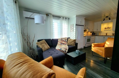 Saint-Fabien-de-Panet Ski Chalet | Chalet LA BELLE VIE - Experience the colors of the Appalachians