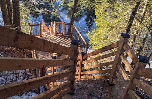 Notre-Dame-de-Lourdes Ski Chalet | Chalet Le Mignon Nature Escape & Comfort