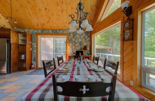 Mauricie Ski Chalet | Chalet le Missionnaire spa