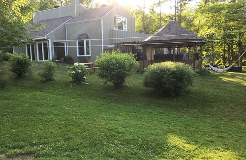 Saint-Claude Ski Chalet | Chalet Le Rassembleur du Lac Boissonneault