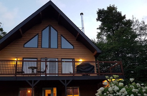 Austin House | Chalet Magog-Orford Estrie-Waterfront-Mountain REBAIS ***PROMO***