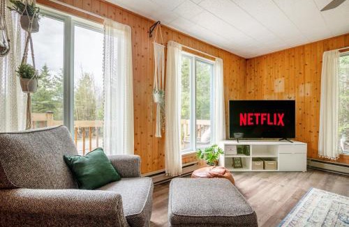 Entrelacs Ski Chalet | Chalet Oh Deer ! Spa et bois pour feu inclus