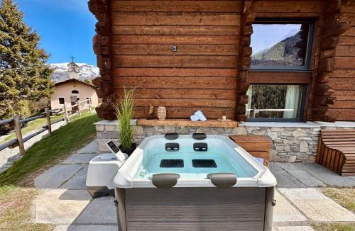 Quartiere XXIV Don Bosco Ski Chalet | Chalet Paradise Sauna and Panoramic Views of Monte Rosa and the Matterhorn