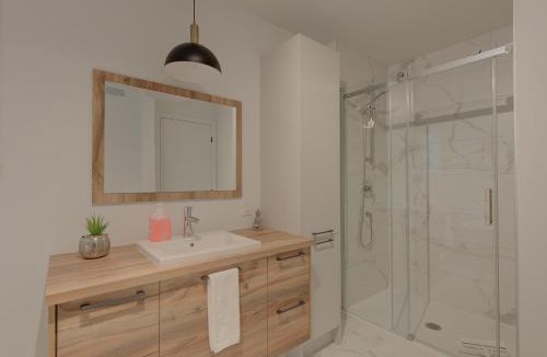 Pont-Rouge Ski Chalet | Chalet tout confort dans un domaine privé à 30 minutes de Québec