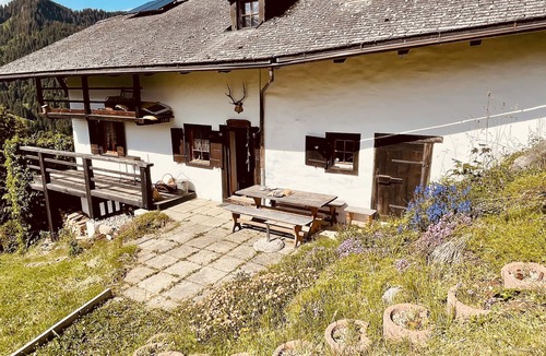 Vers L'Eglise Ski Chalet | ✨CHALET WITH A CINEMATIC VIEW