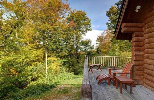 Labelle Ski Chalet | Chalet Wynono, Mont- Tremblant (up to 14 guests)