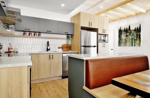 Stoneham Ski Chalet | Chalets Alpins- 10-A Chemin Alpin