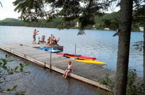 Lac Superieur Village Ski Chalet | Chalets et Studios Le Vent Du Nord