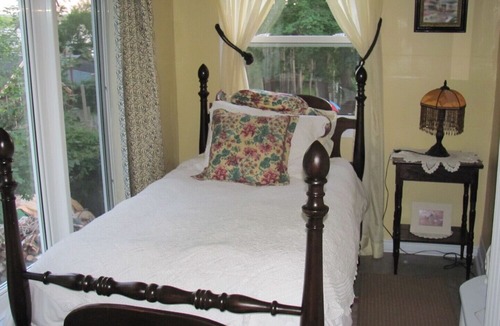 North Sydney Bed & Breakfast | Chambers Guest House B&B - Room 3