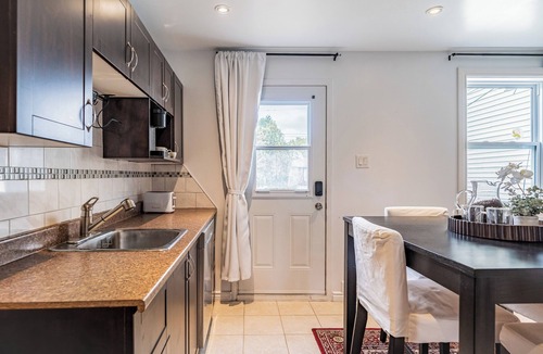 Montreal House | Charmante Maison située à 10 min de l'aéroport et à 20 min du Centre Ville !