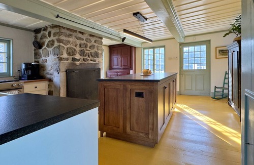 Beloeil House | Charming 1775 Ancestral Home, Pool House, Spa and Modern Comfort