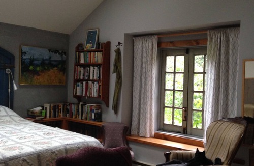 Ganges House | Charming 2 bedroom cottage for rent July & August near Ganges. 3 night minimum.
