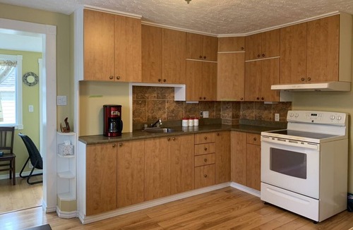 Hull House | Charming 2-bed private single family house