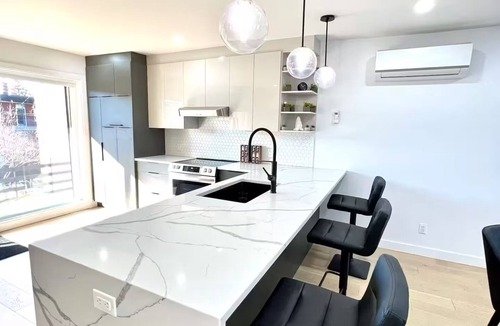 Rosemont-La Petite-Patrie Apartment | Charming 2-bedroom apartment in brilliant Montréal