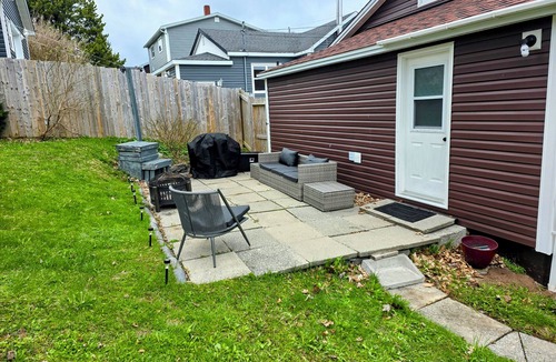 Corner Brook House | Charming 2-bedroom bungalow in awesome Corner Brook with WiFi, AC