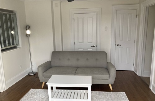 Musquodoboit Harbour House | Charming 2-bedroom Cape Cod style Inn in Musquodoboit Harbour with WiFi, AC
