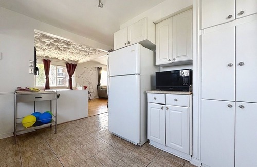 Pont-Viau Apartment | Charming 2-room apartment – ​Close to the Metro