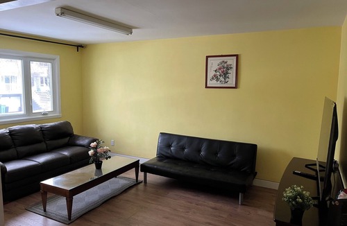 LaSalle Apartment | Charming 3-bedroom apartment with parking in peaceful Montréal