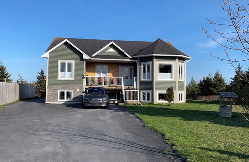 Port de Grave House | Charming 3-bedroom house with WiFi and AC in Bay Roberts