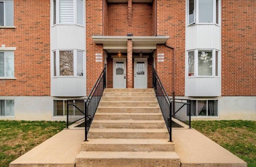 Bout-de-l'Ile Apartment | Charming Accommodation in Montreal