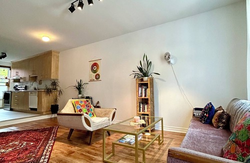 Mile-Ex Apartment | Charming Apartment with Garden in the Heart of Mile-Ex