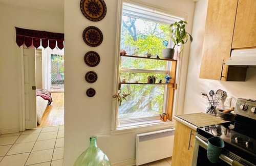 Mile-Ex Apartment | Charming Apartment with Garden in the Heart of Mile-Ex