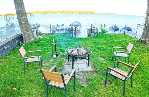 Orillia Villa | Charming Cottage on Lake Simcoe