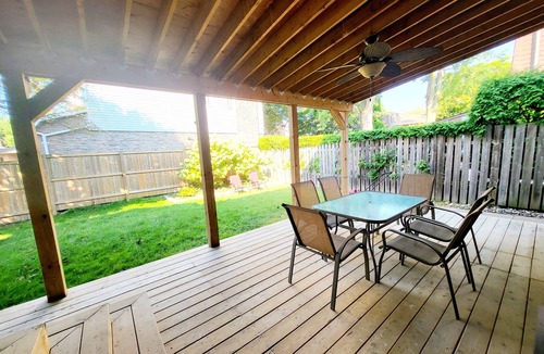 Pickering House | Charming Cottage Vibes in Pickering, Steps from the Mall & GO Train