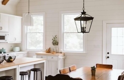 Bala Cottage | Charming Four Seasons Lake Front Renovated Cottage in Bala, Moon River Muskoka